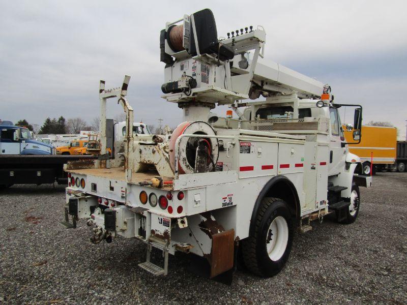 2006 International 400 Digger Derrick