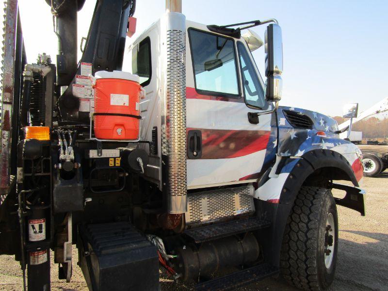 2012 International 7600 Flatbed w/ Crane