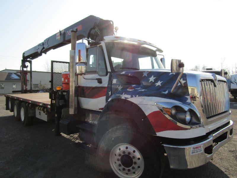 2012 International 7600 Flatbed w/ Crane