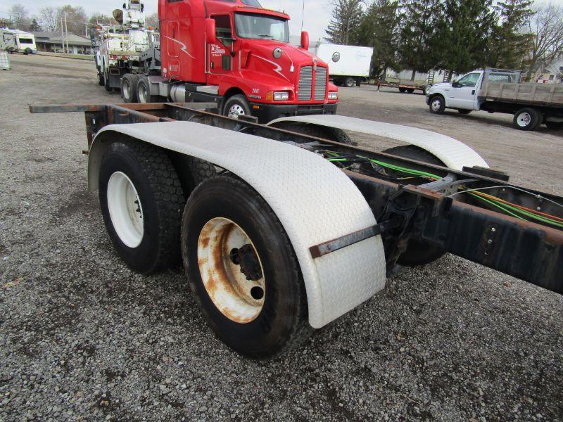 2009 International 4400 Cab & Chassis