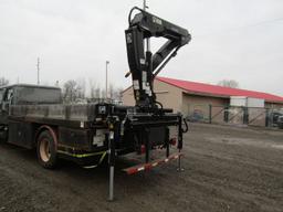 1994 International 4900 Utility w/ Knuckle Crane