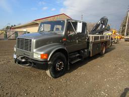 1994 International 4900 Utility w/ Knuckle Crane