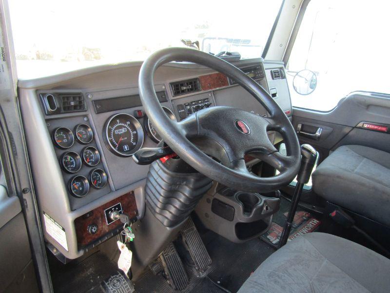 2009 Kenworth T370 Flatbed