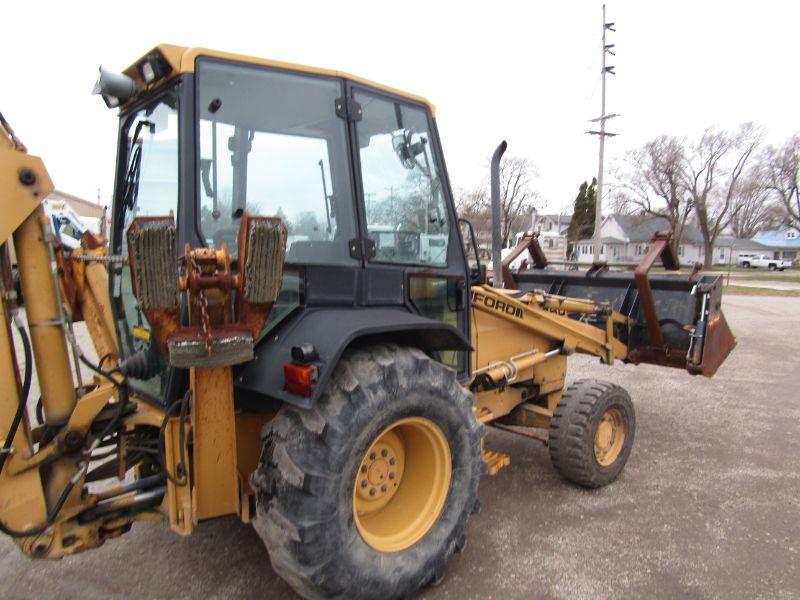 1993 Ford 575D Backhoe