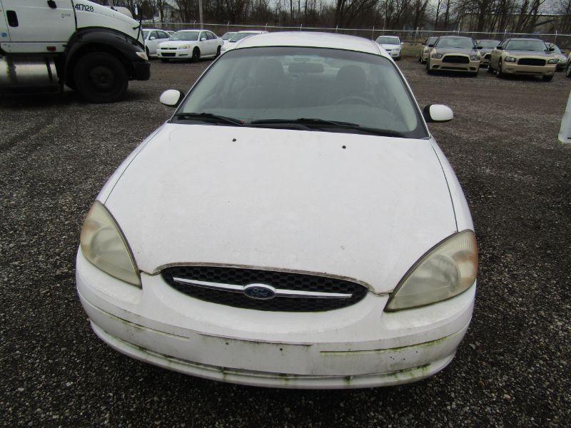 2001 Ford Taurus