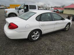 2001 Ford Taurus