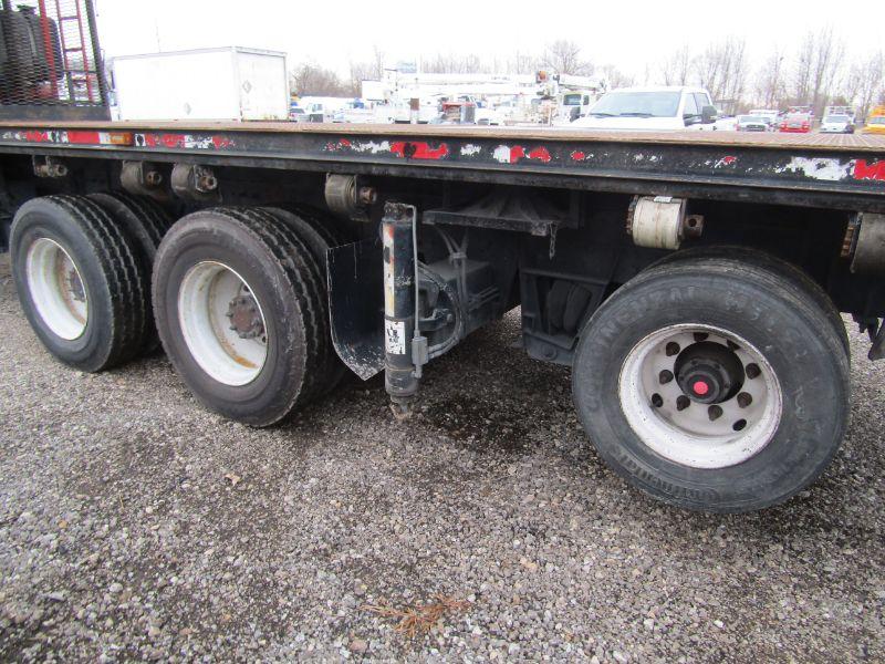 2007 Peterbilt 357 Drywall Crane