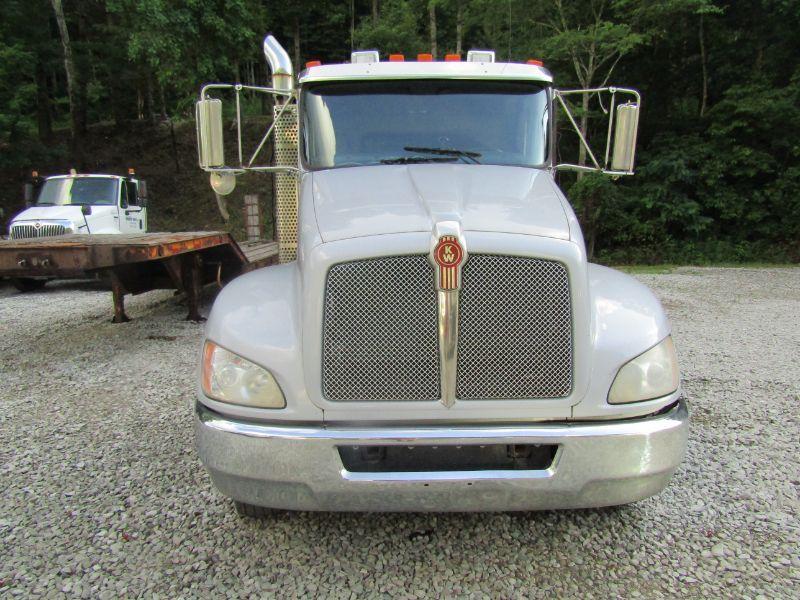 2009 Kenworth T370 Flatbed