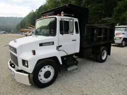 1989 Mack Dump Truck