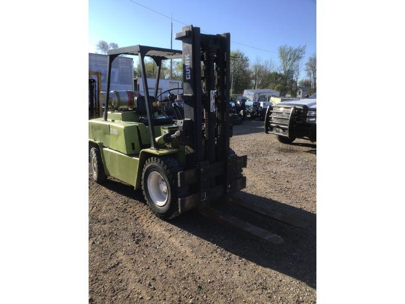 Clark C500Y 80 Forklift