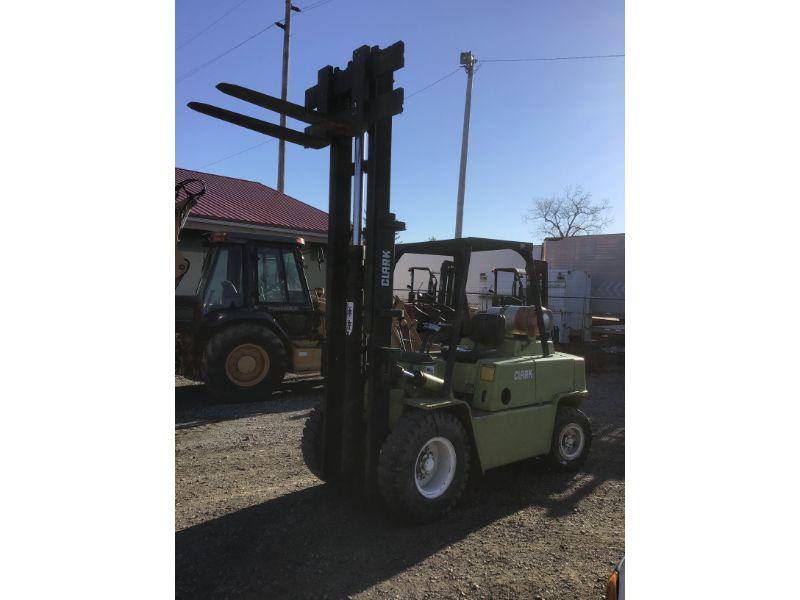 Clark C500Y 80 Forklift