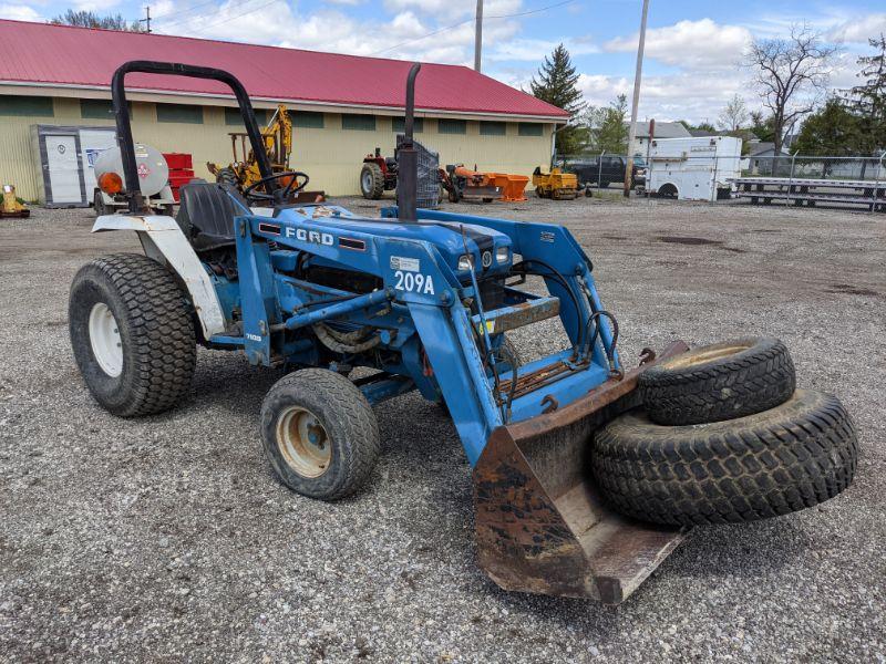 1996 Ford 1720 Tractor