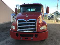 2012 Mack CXU613 Daycab