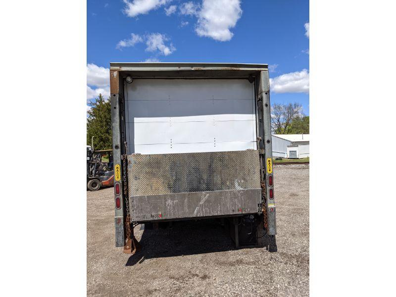 26' Multi Vans Body w/ Maxon Liftgate