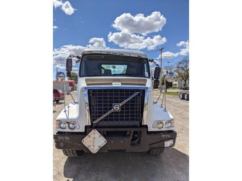 2007 Volvo VHD648 Cab & Chassis