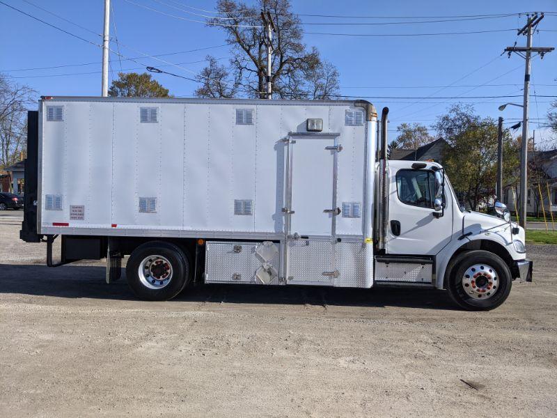 2014 Freightliner M2106 Box Truck