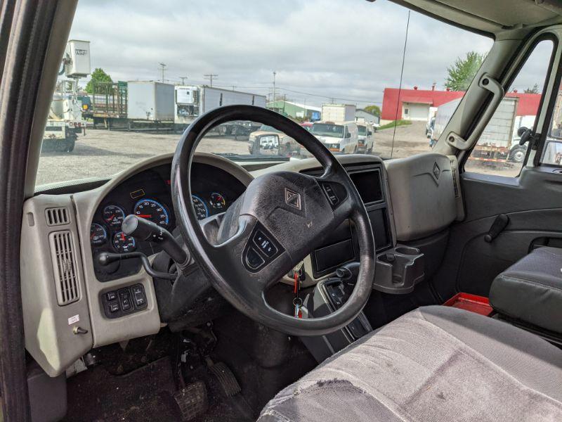 2014 International 4300 Box Truck