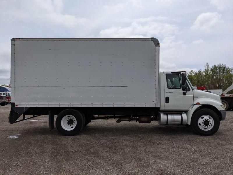 2012 Interntional 4300 Box Truck