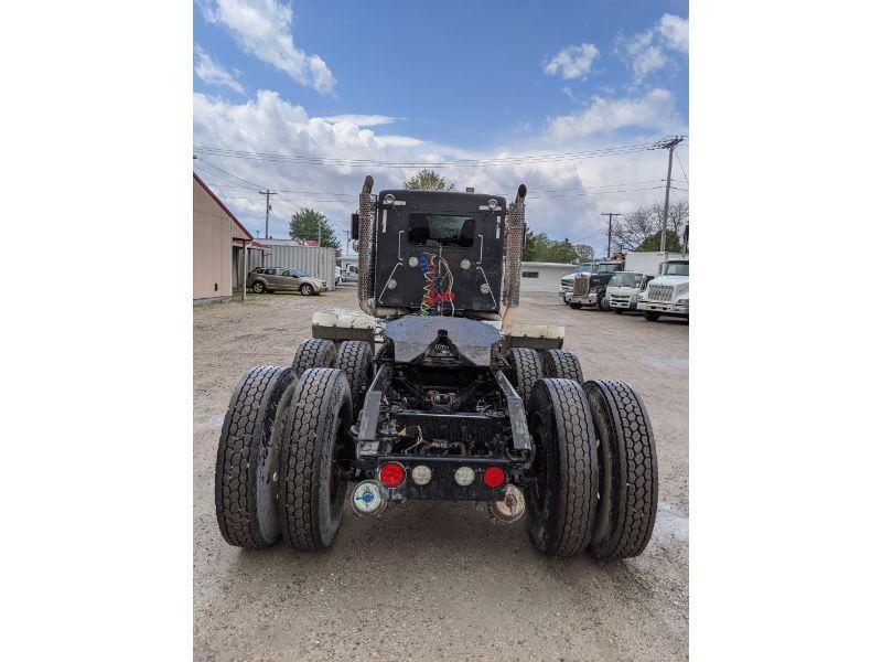 2015 Kenworth W900 Daycab