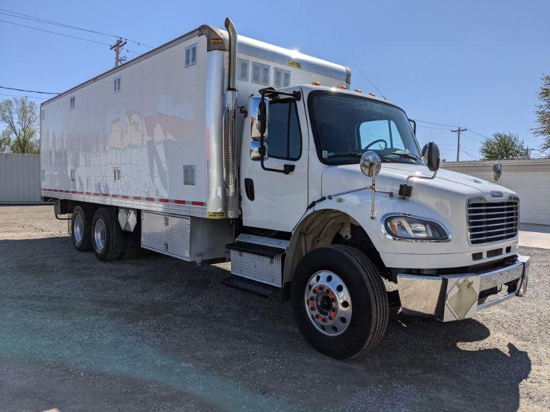 2014 Freightliner M2106 Box Truck