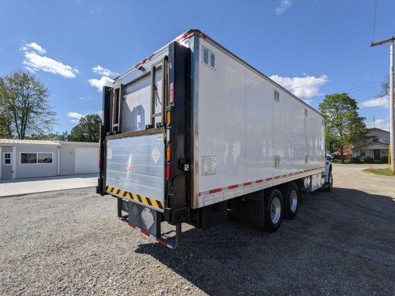 2014 Freightliner M2106 Box Truck