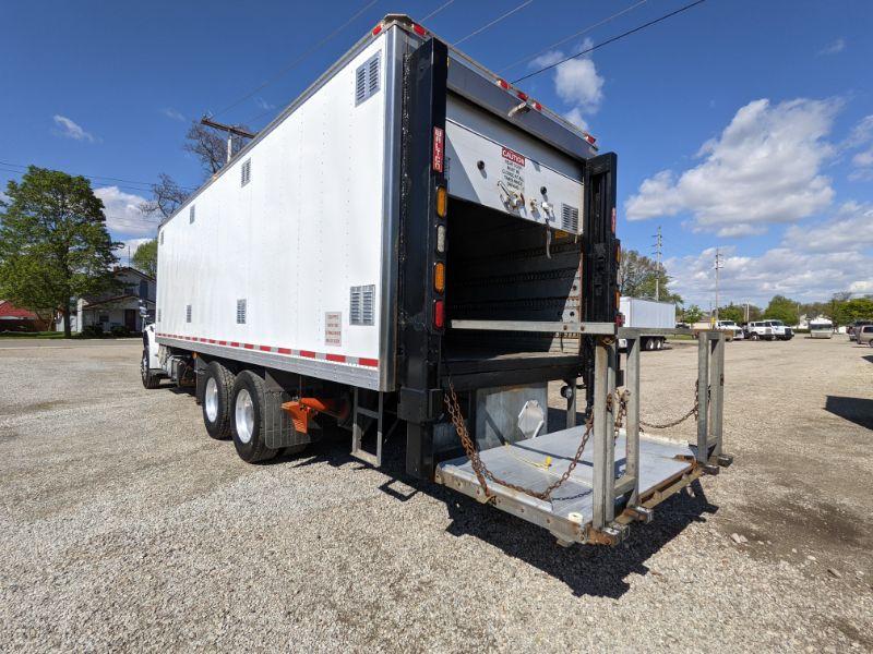 2014 Freightliner M2106 Box Truck