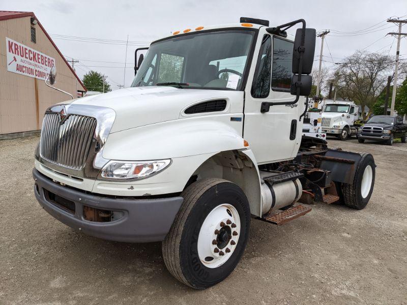 2012 International 4400 Daycab