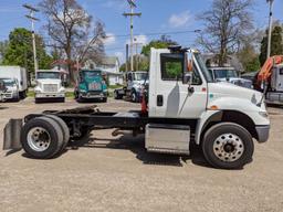 2016 International 4400 Daycab