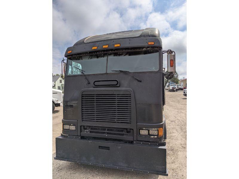 1995 Freightliner Cabover