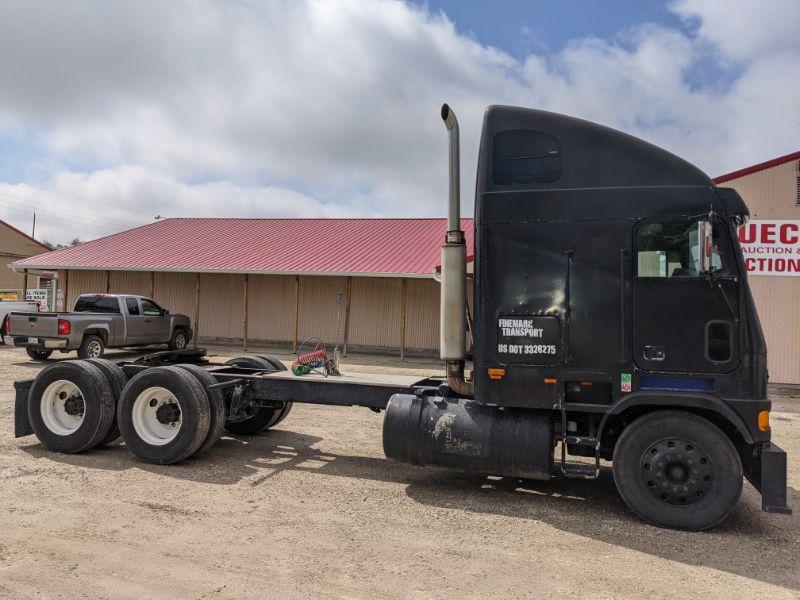 1995 Freightliner Cabover