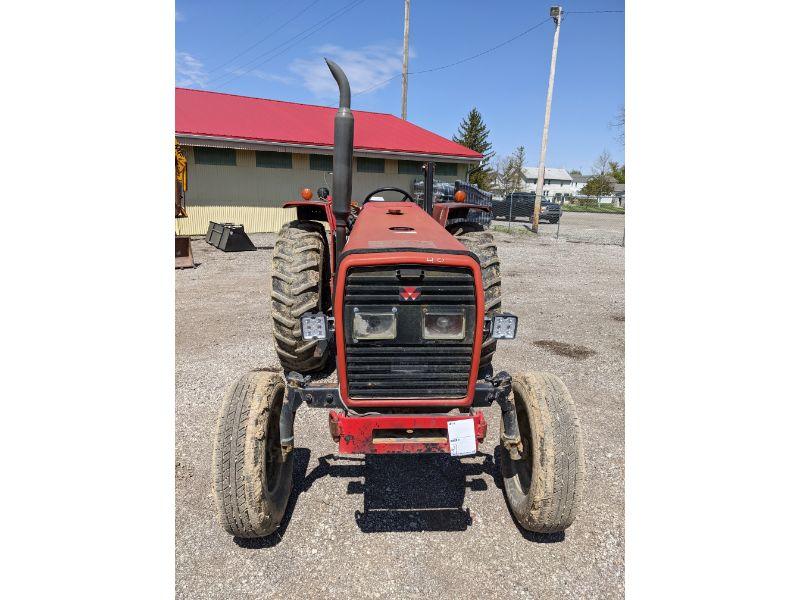 Massey Ferguson 471 Tractor