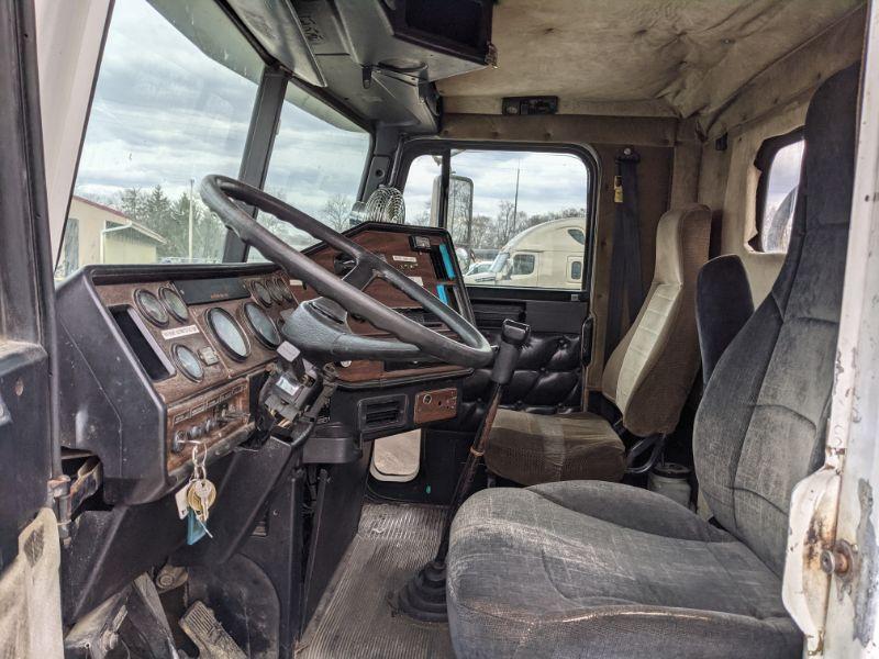 1991 Freightliner Vac Truck