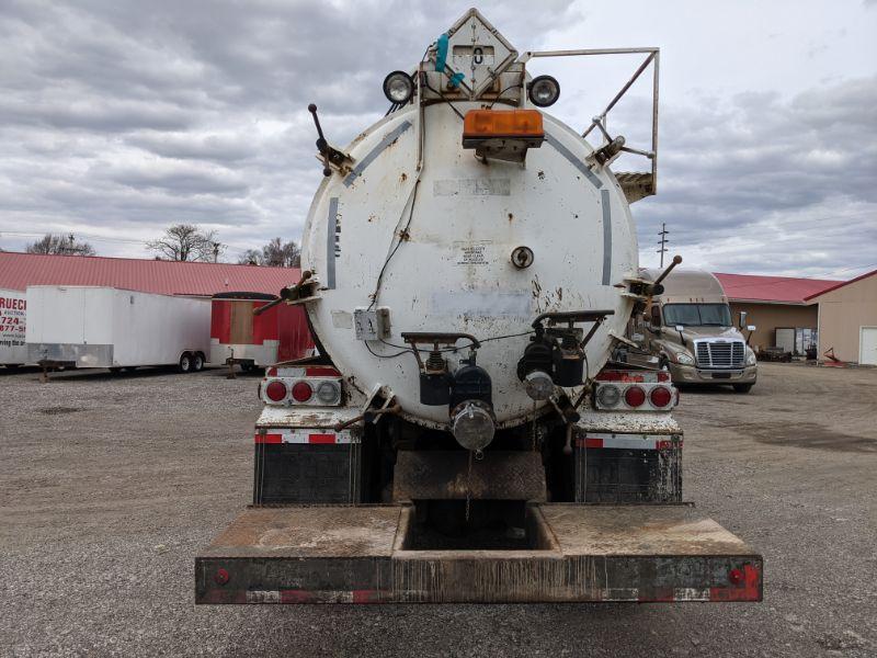 1991 Freightliner Vac Truck