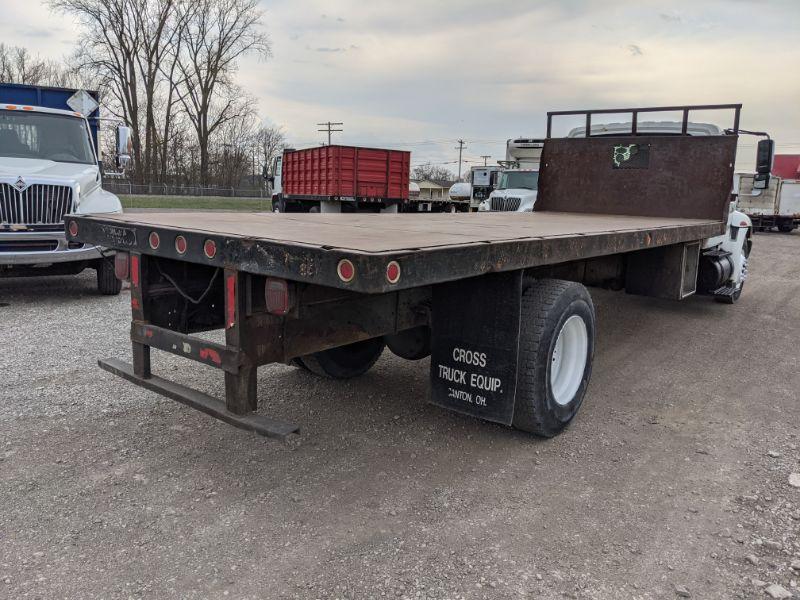 2002 International 4300 Flatbed