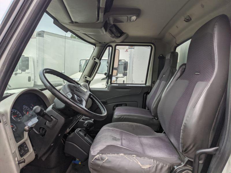 2014 International 4300 Box Truck