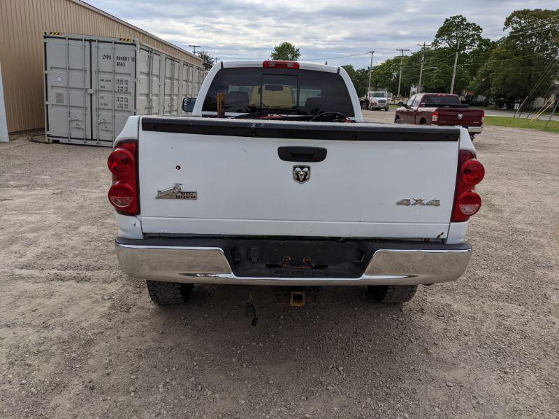 2004 Dodge Ram 2500 Pickup W/ Snowplow