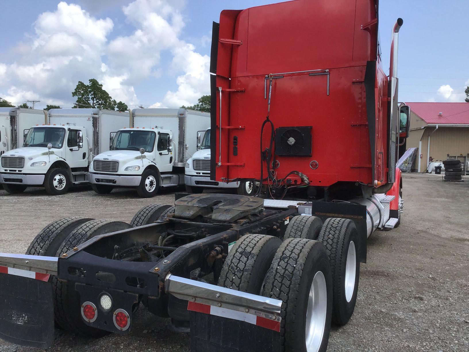 2012 Freightliner 132 Coronado Sleeper