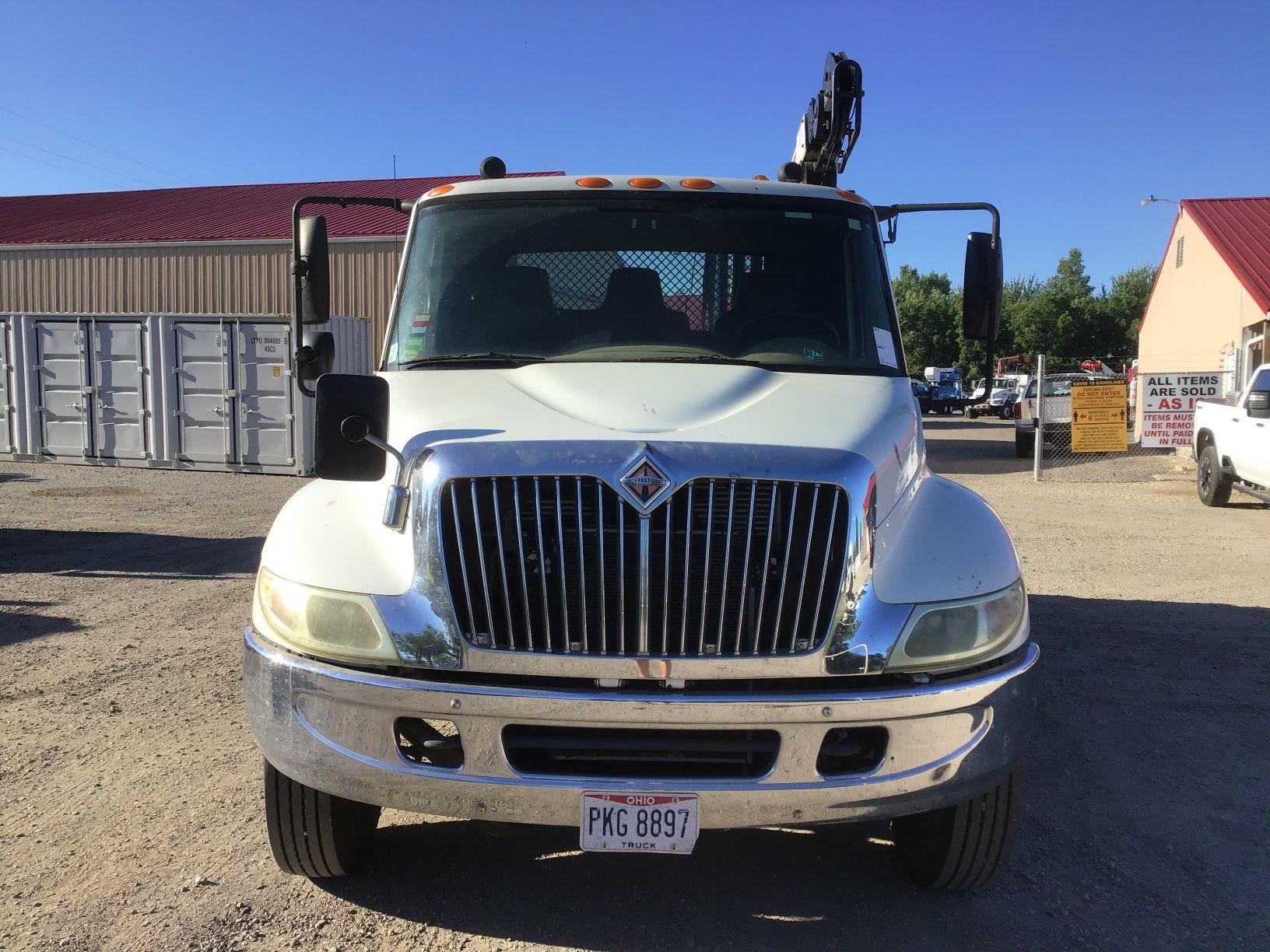 2005 International 4200 Service Truck