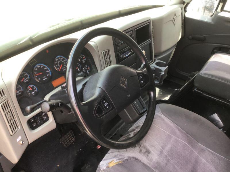 2014 International 4300 Box Truck