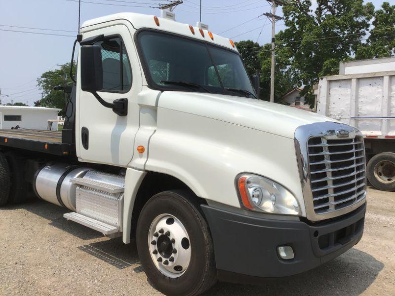 2015 Freightliner CA125 Roll Off