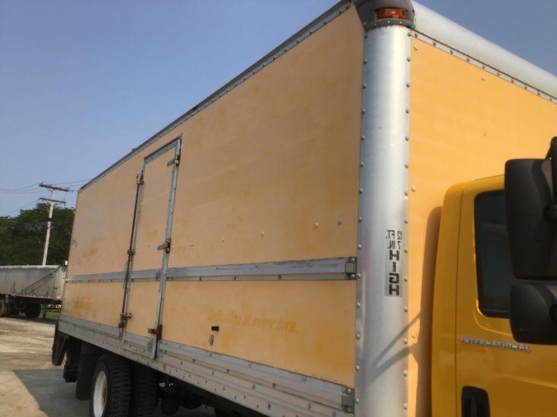 2007 International 4300 Box Truck