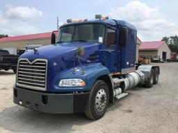 2012 Mack CXU613 Sleeper