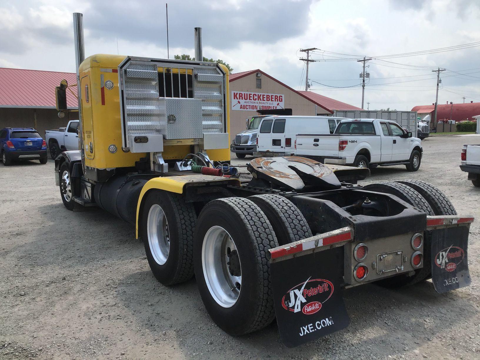 1994 Peterbilt 377 Sleeper