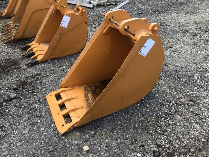 Case 580 24" Trench Bucket