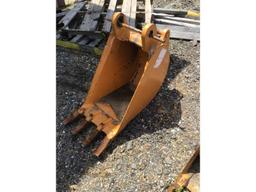 Case 580 18" Trench Bucket