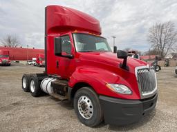 2019 International LT625 Daycab