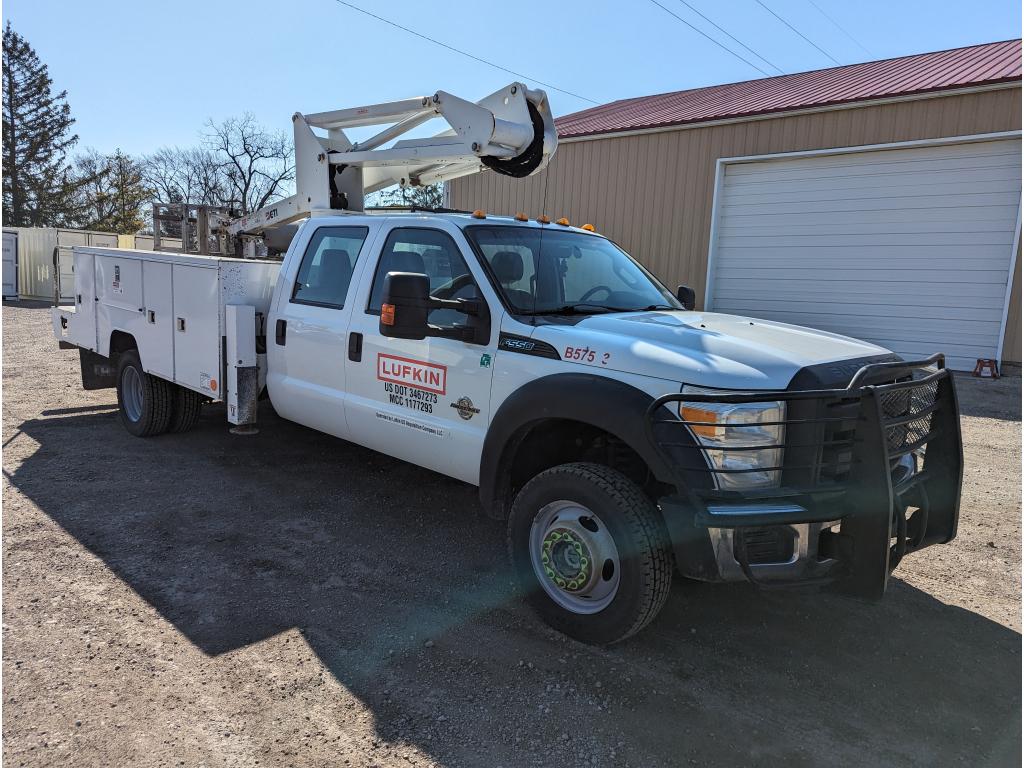 2015 Ford F550 Bucket Truck