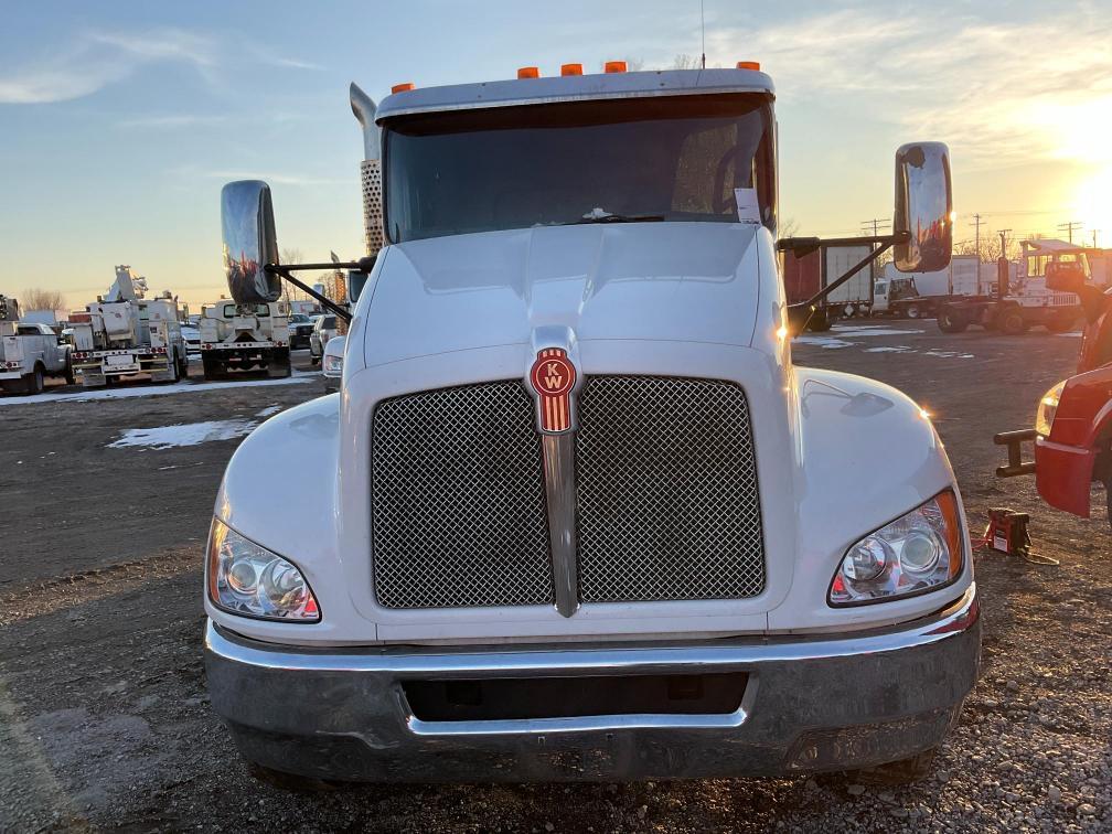 2018 Kenworth T370 Cab & Chassis