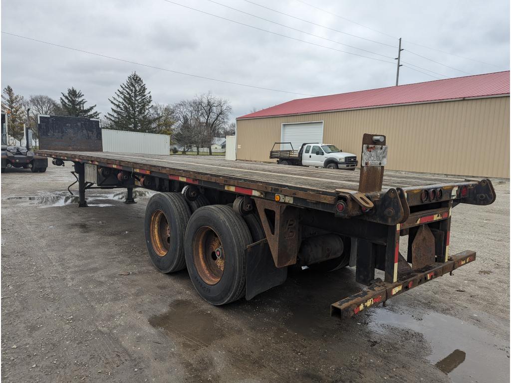 2006 Wade Flatbed Trailer w/ Moffett Hookup