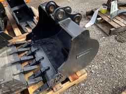 Landhero 30" 305/306 Mini Excavator Bucket